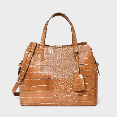 Gap triple compartment clearance satchel