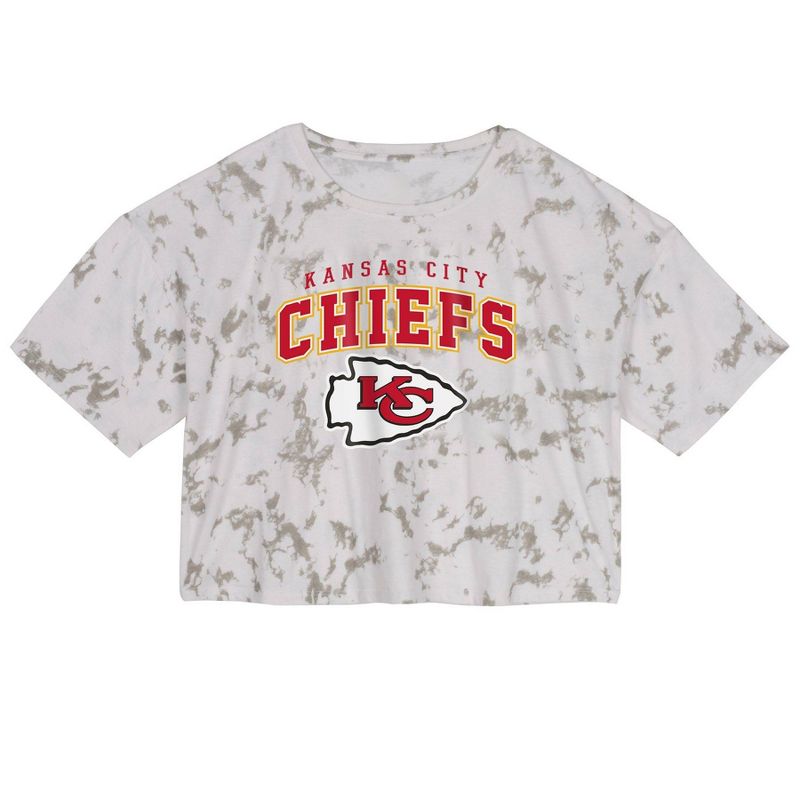NFL Kansas City Chiefs Girls&#39; Short Sleeve Tie-Dye Fashion Crop T-Shirt, 2 of 4