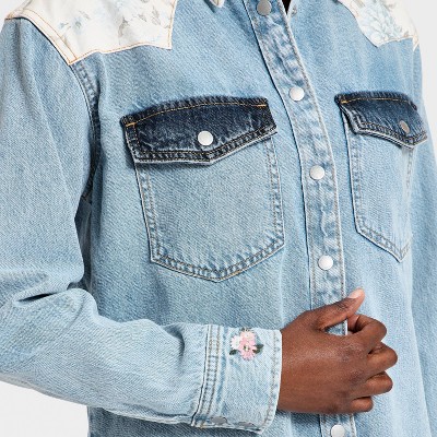 Women's Relaxed Western Craft Button-Down Denim Shirt - Universal Thread