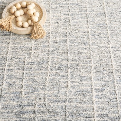 Light Blue 4' x 6' Handmade Wool Tufted Abstract Rug