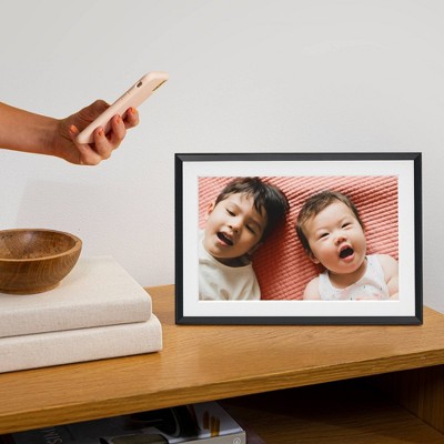 Aura Digital Picture Frame - Thumbnail 3