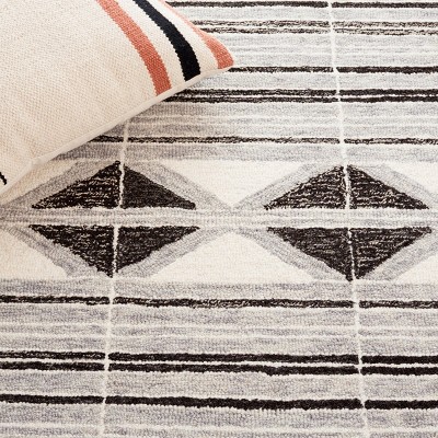 Ivory and Grey Hand-Tufted Wool Runner Rug 2'3" x 8'