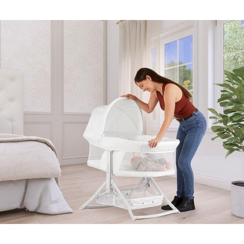 Dream On Me JPMA Certified Insta Fold Bassinet and Cradle in White, 5 of 14