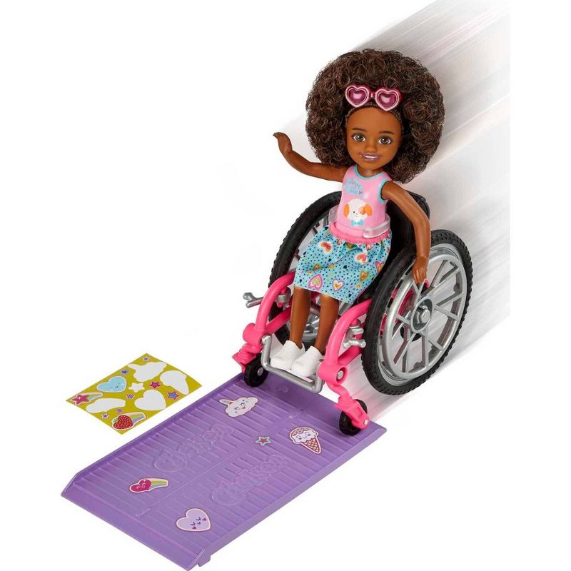 Barbie Chelsea Wheelchair Doll - Puppy Shirt, 4 of 7