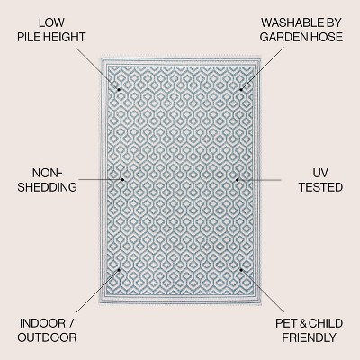 Gray and Teal Diamond Trellis 4' x 6' Indoor/Outdoor Rug