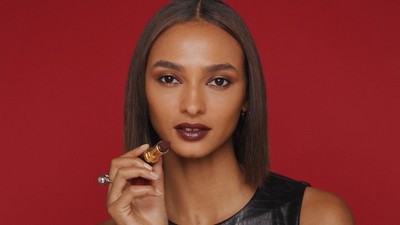 Revlon Super Lustrous Lipstick - Thumbnail 2
