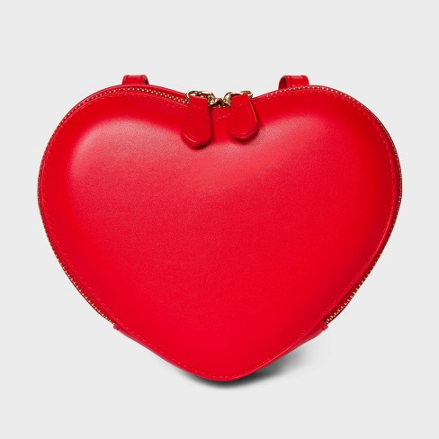 Red heart hot sale crossbody bag