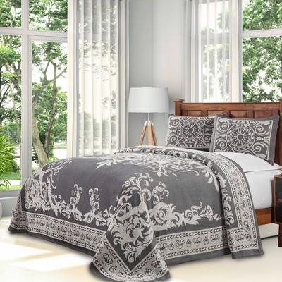 Lightweight Cotton Blend Oversized Jacquard Vintage Medallion Bedspread Set by Blue Nile Mills