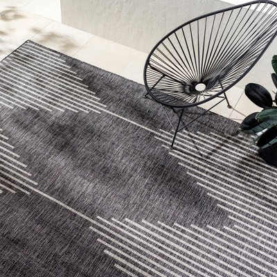 Okswerd Charcoal Woven 6'7" Round Indoor and Outdoor Area Rug