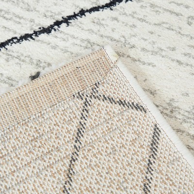 White Geometric Synthetic Rectangular Area Rug 5'3" x 7'