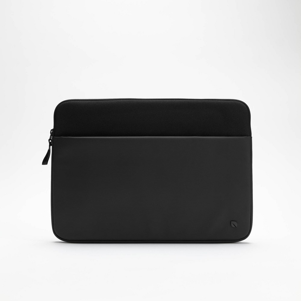 Incase ARC Sleeve for 16-inch Laptop - Black