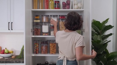 Rubbermaid Brilliance Pantry 18 Cup Cereal Keeper: Clear Plastic Food Storage Container, Dishwasher & Freezer Safe, 2 of 7, play video