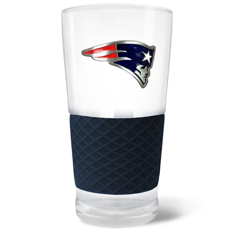 NFL New England Patriots 22oz Pilsner Glass with Silicone Grip, 1 of 2