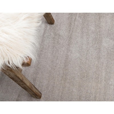 Williamsburg Easy Care Round Gray Synthetic Rug 5'