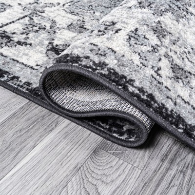 Gray and Black Medallion Synthetic 4' x 6' Area Rug