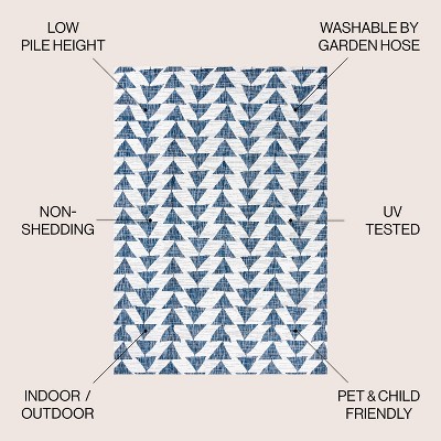 Ivory and Blue Geometric Synthetic Reversible Area Rug, 3x5 Feet