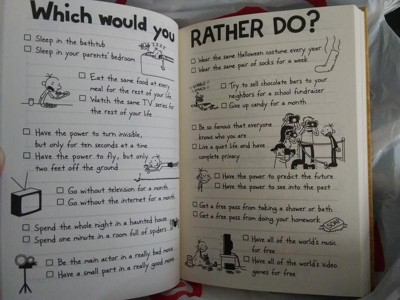 DIARY OF A WIMPY KID DO-IT-YOURSELF BOOK