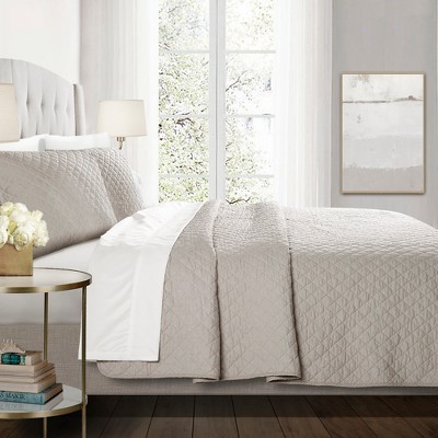 Photo 1 of 3pc Ava Diamond Oversized Cotton Quilt Set - Lush Décor