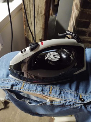 Sunbeam 1200W Classic Steam Iron with Shot of Steam Feature