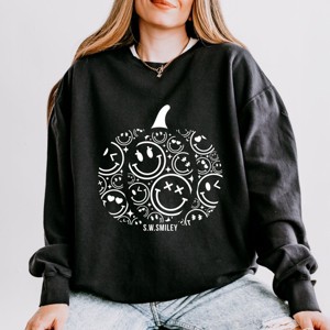 Simply Sage Market S.W.Smiley Pumpkin Outline Lightweight Garment Dyed Sweatshirt - 1 of 4