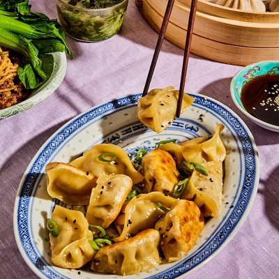 MiLa Potsticker Dumpling Chicken with sauce - 10.9oz