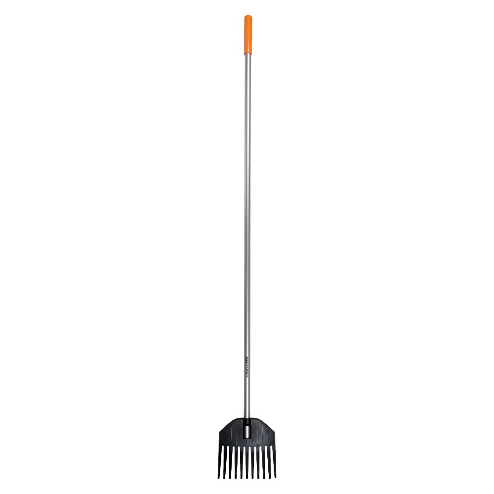 Fiskars 8" Aluminum Shrub Rake