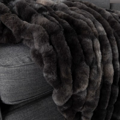Queen Black Faux Fur Machine Washable Blanket