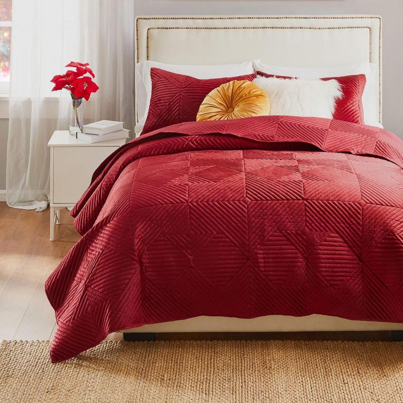 Greenland Home Fashion Riviera Velvet Luxurious High-Quality Quilt Set Including Pillow Sham Red, 2 of 6