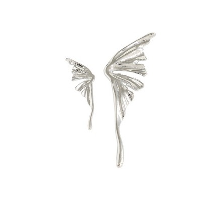 SOHI Women's Silver  Metallic Wing Drop Earrings