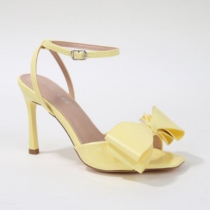 Berness Women's Cleva Statement Bow Heeled Sandals - 1 of 4