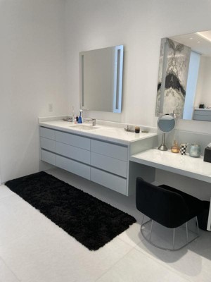 Guest review image 1 of 2, zoom in