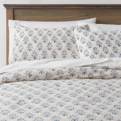 Full/Queen Cotton Block Print Comforter & Sham Set White/Navy - Threshold™