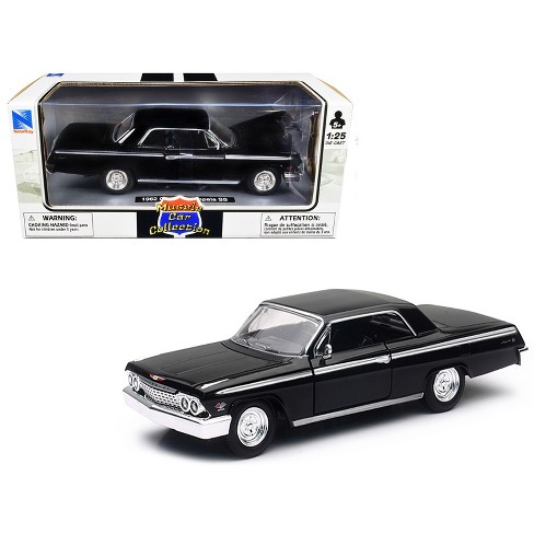 Supernatural 1967 Chevy Impala 4 door - 1:25 from AMT/Round 2