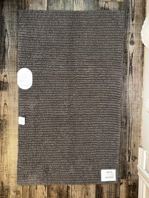 Fairfield Towel Valet - 47in x 20in x 41in – Mayne