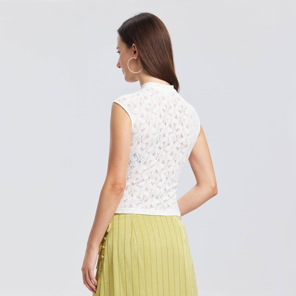 Top de Encaje con Cuello Mandarin y Manga Corta para Mujer - A New Day™ Crema 2
