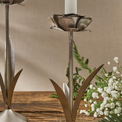 Silver Bloom Metal Tabletop Candlestick Set