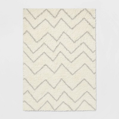 5&#39;x7&#39; Chevron Shag Area Rug Cream - Pillowfort&#8482;