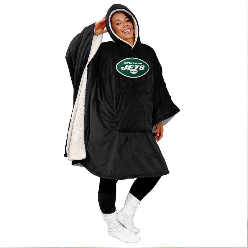 NFL New York Jets Team Color Bloncho with Logo Patch and Faux Shearling Inside Throw Blanket, 1 of 3