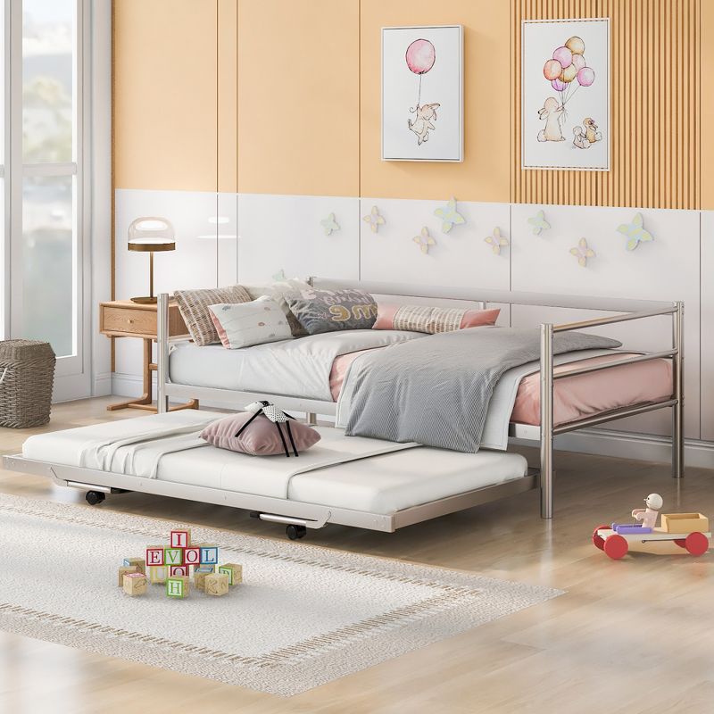 Twin Size Metal Daybed with Adjustable Trundle Bed, Pop Up Trundle-ModernLuxe, 1 of 11