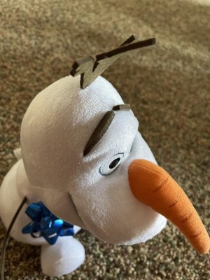 Disney Frozen Laugh Shake & Shimmy Olaf Stuffed Animal