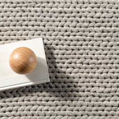 Hand-Tufted Light Grey Wool Blend 8' x 10' Oval Area Rug