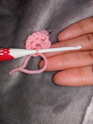 Prym Ergonomic Crochet Hooks – Hook & Needle, Inc.