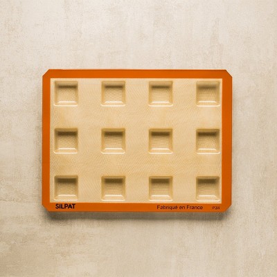 Silpat #1 Non-Stick Mold, Handcrafted in France Since 1965, Trusted by Chefs, Certified Food Safe (Perfect Brownie Mold)