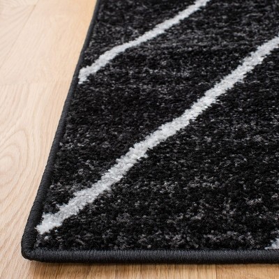 Black and Light Grey Geometric Synthetic Area Rug, 3' x 5'