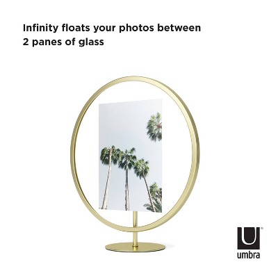 Matte Brass Circular Floating Picture Frame