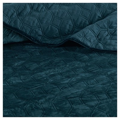 Ivory King Reversible Velvet Quilt Set with Shams