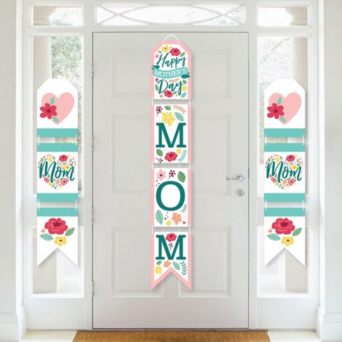 Mother's day store wall decorating ideas