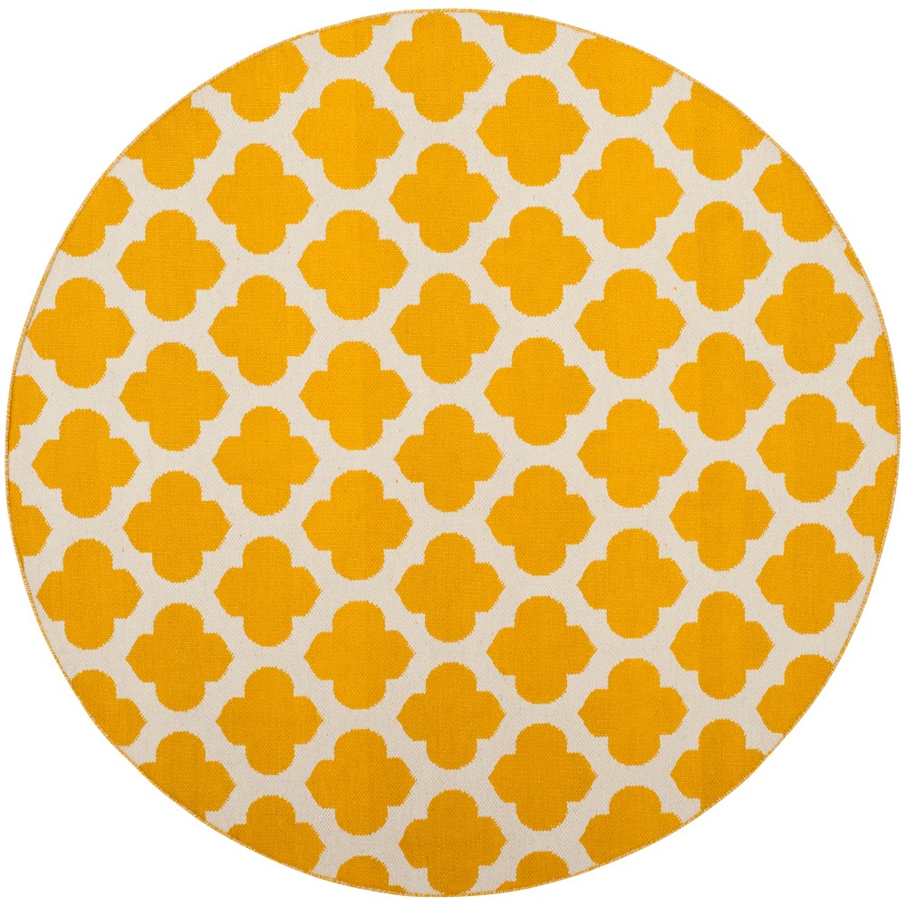 6' Quatrefoil Design Woven Round Area Rug Yellow/Ivory - Safavieh