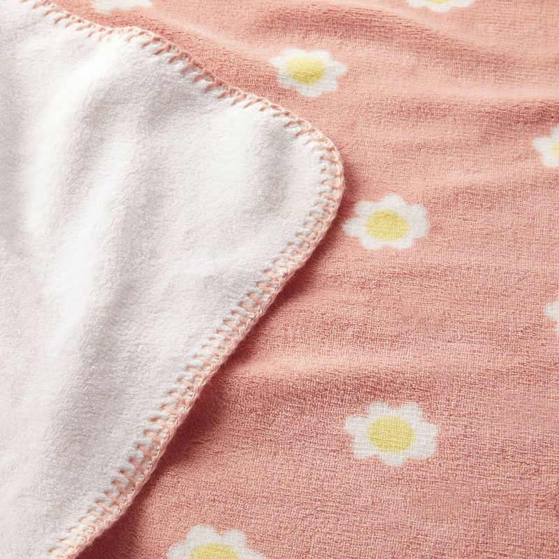Plush Baby Blanket - Daisy - Cloud Island&#8482;, 4 of 6