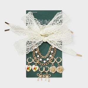 Lace Detail with Bow and Heart Shoelace and Charm Set - Wild Fable™ White/Gold - 1 of 2